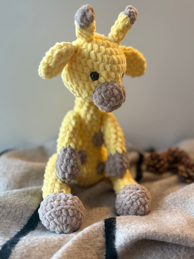 Handgehäkelte Amigurumi Giraffe